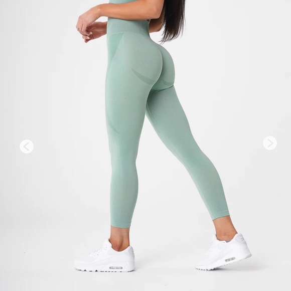 NVGTN Pants - NVGTN Sage Green Contour Seamless Leggings S